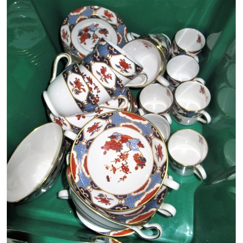 545 - An extensive Spode ' Shima ' pattern dinner, tea and coffee service