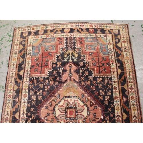 8 - Hamadan rug with a lobed medallion and all-over design with corner designs and borders, 205cms x 128... 