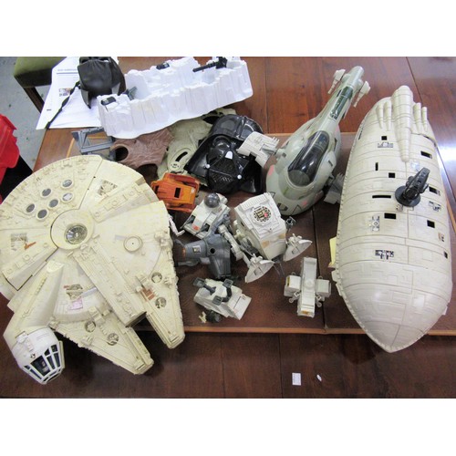 298 - Quantity of various Star Wars originals and later figures and models