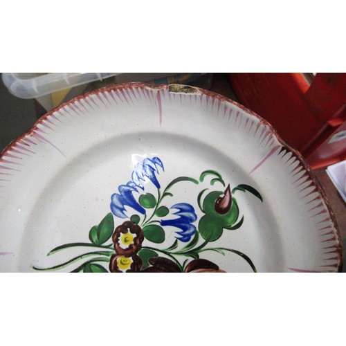 532 - Quantity of various tin glazed floral decorated plates