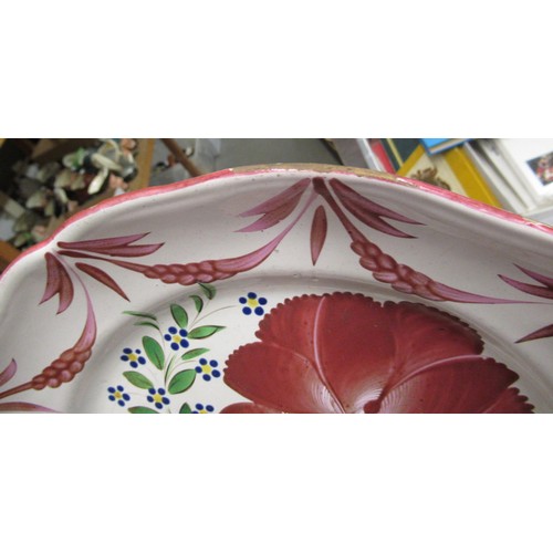 532 - Quantity of various tin glazed floral decorated plates