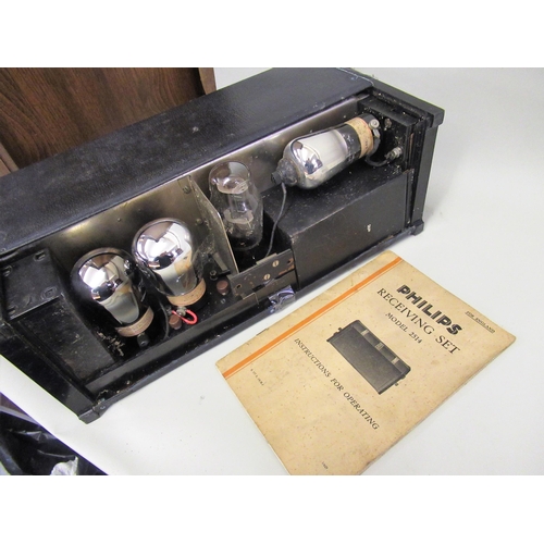 103 - Philips model 2514 valve receiving set, circa 1928