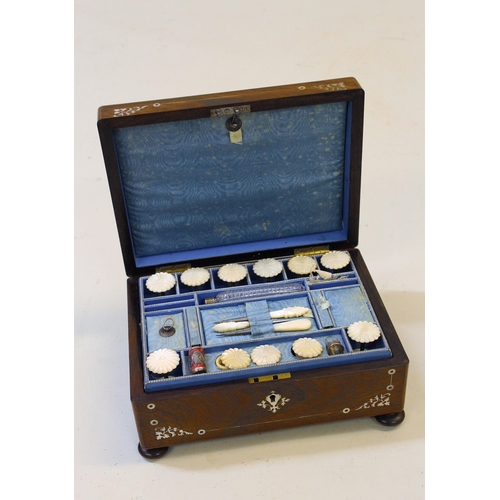 1524 - Good quality Victorian rosewood, mother of pearl inlaid workbox, with original fitted interior, 26cm... 