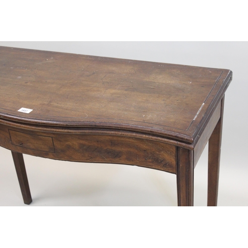 1537 - George III mahogany and line inlaid serpentine front fold-over tea table, on square tapering moulded... 