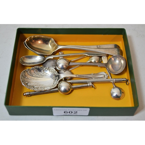 602 - Birmingham silver caddy spoon with embossed bowl, sterling silver swizel stick, propelling pencil an... 