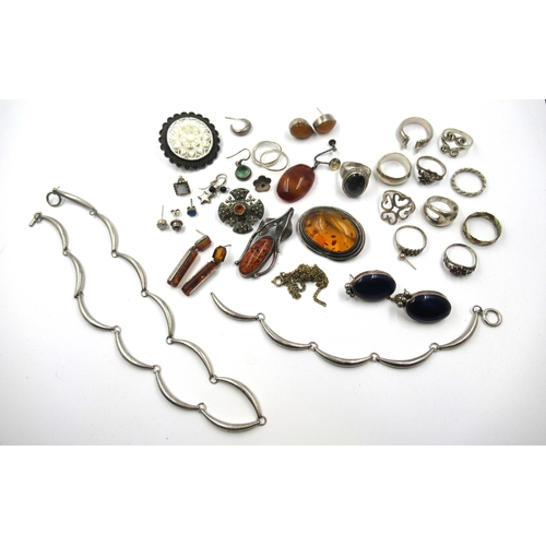 704 - Quantity of various silver mounted and other jewellery