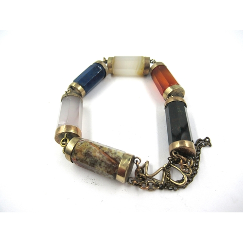 760 - 19th Century agate bracelet in silver gilt mount