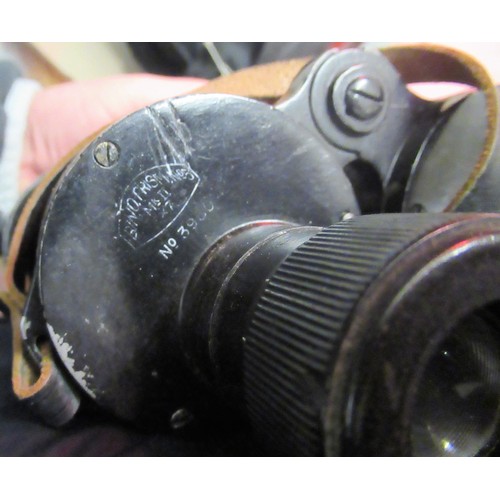 119 - Pair of World War II binoculars by Ross of London, together with a cased pair of modern binoculars