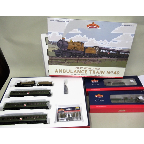 149 - Bachmann World War I Ambulance Train No. 40, Special Commemorative Edition, in original box together... 