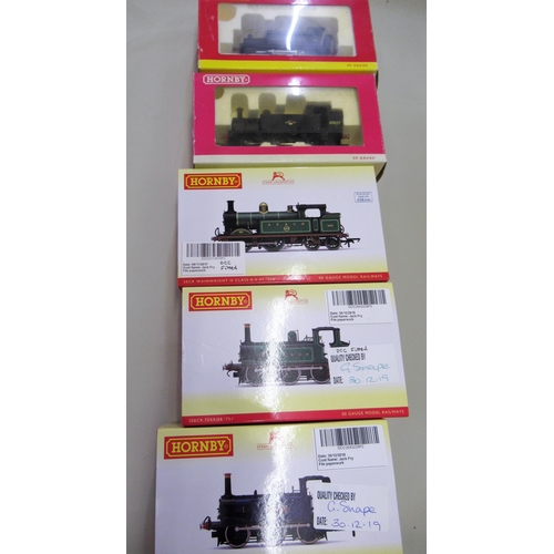 156 - Group of five various Hornby Dublo gauge locomotives in original boxes