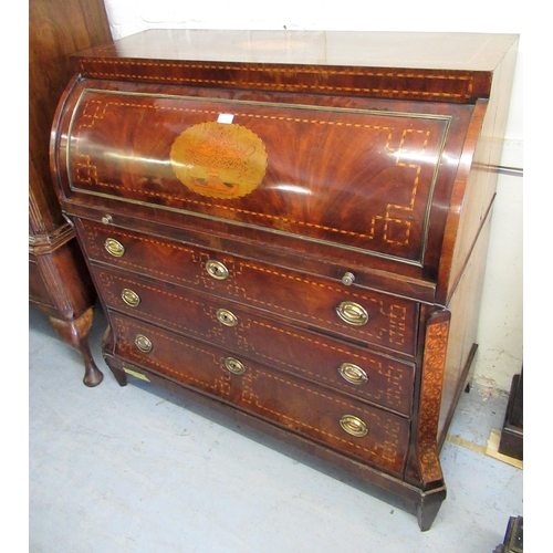 1815 - 19th Century Continental mahogany inlaid cylinder bureau with pull-out writing surface and fitted in... 