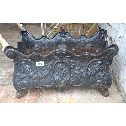 1852 - 19th Century French black painted iron garden planter