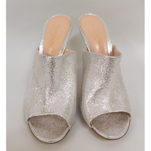 76 - Gianvito Rossi, Milano, silver metallic leather mules, size 41