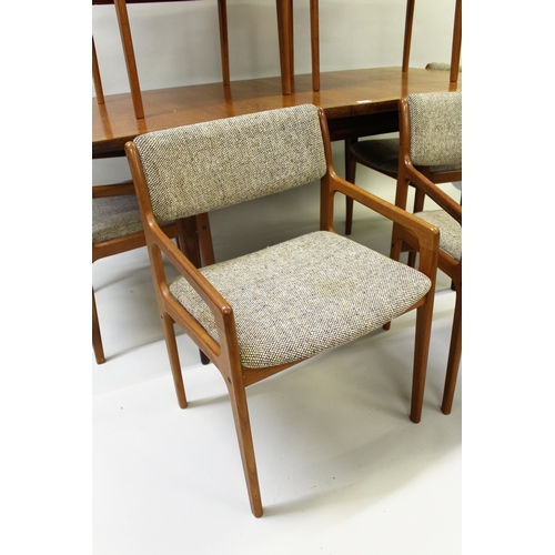 1906 - Set of six Danish teak dining chairs by Vamdrup Stolefabrik, together with a teak extending dining t... 