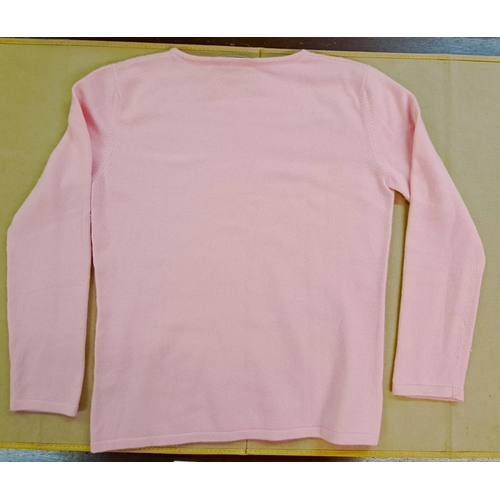 83 - Maria di Ripabianca, pink cashmere jumper, size 16 together with another cream cardigan