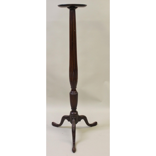 1646 - 20th Century mahogany circular torchere having reeded carved and turned decoration on carved cabriol... 