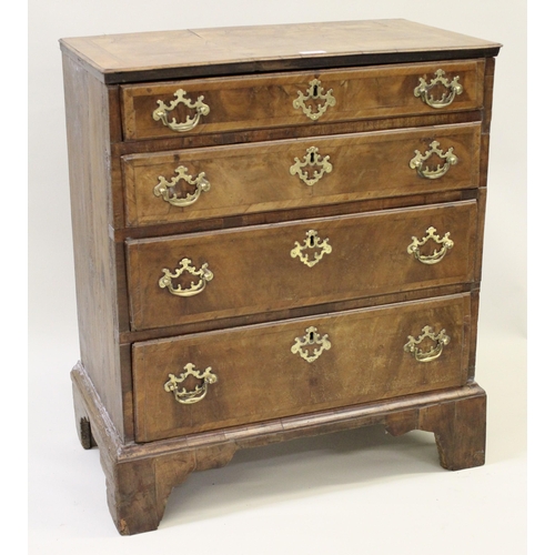 1680 - Walnut dwarf chest in early 18th Century style, the crossbanded moulded top above four graduated dra... 