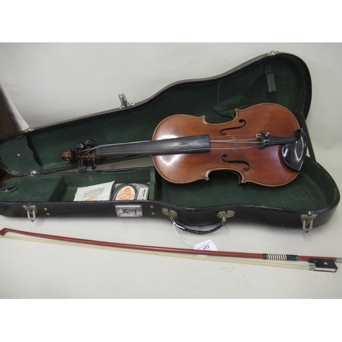 177 - Violin with bow in a fitted case