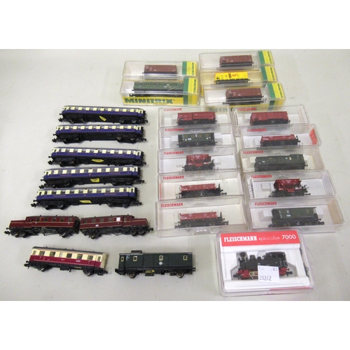 184 - Collection of Fleischmann Piccolo rolling stock with locomotive, numbered 7000, in original boxes, a... 