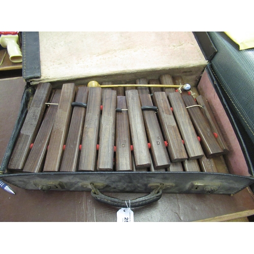 251 - Hardwood travelling xylophone in a fitted case