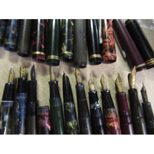 333 - Quantity of various fountain pens including Waterman etc.