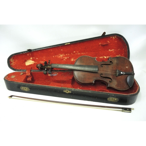 106 - Late 19th / early 20th Century violin having single piece back with bow in a fitted case (at fault)