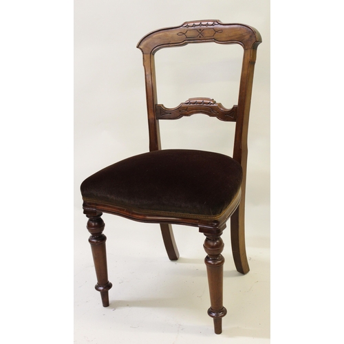 1620 - Set of six Victorian walnut dining chairs, the rail backs above stuffover seats and turned tapering ... 