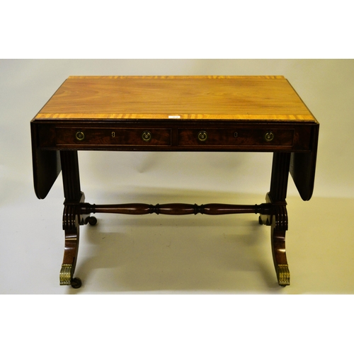 1626 - Small good quality 19th Century mahogany satinwood crossbanded and black line inlaid rectangular dro... 