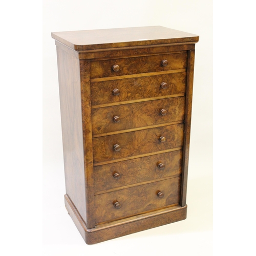 Fine quality Victorian figured walnut Wellington chest of six graduated drawers with knob handles on a plinth base, 63 x 43 x 102