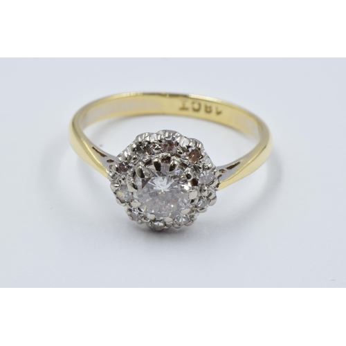 1079 - 18ct Yellow gold circular diamond cluster ring, size K, 2.6g