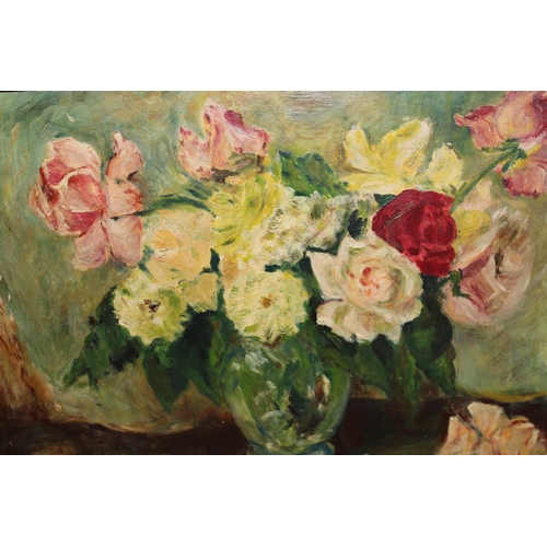 1261 - Oil on board, still life vase of roses, gilt framed, signed Bartlett, 30 x 46cm