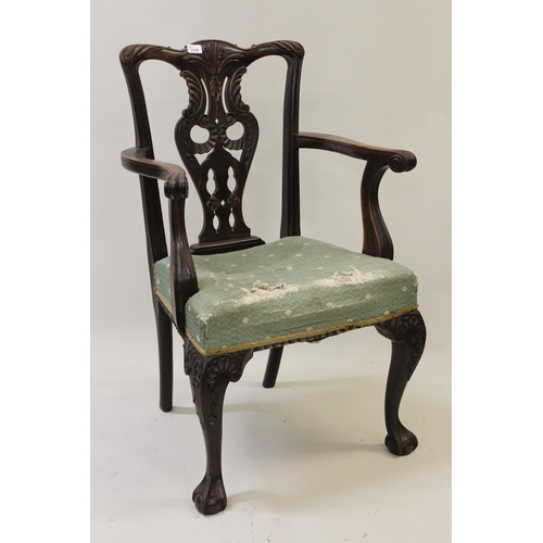 2034 - Set of twelve (ten plus two) mahogany Chippendale style dining chairs, having carved and pierced spl... 