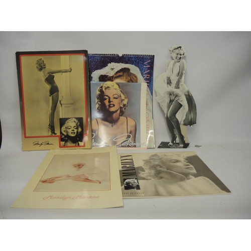 325 - Small quantity of Marilyn Monroe related ephemera