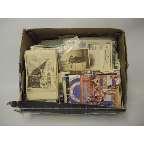 328 - Quantity of miscellaneous antique and vintage postcards and cartes de visite