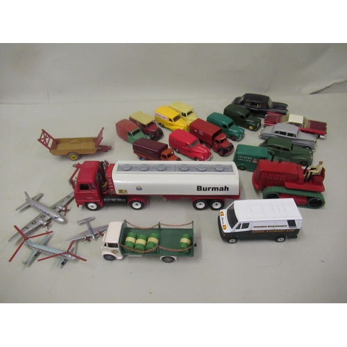 363 - Tray containing a quantity of Dinky diecast model vehicles of various cars, vans etc., some repainte... 