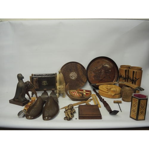 413 - Box containing a quantity of wooden treenware including animal trays etc.