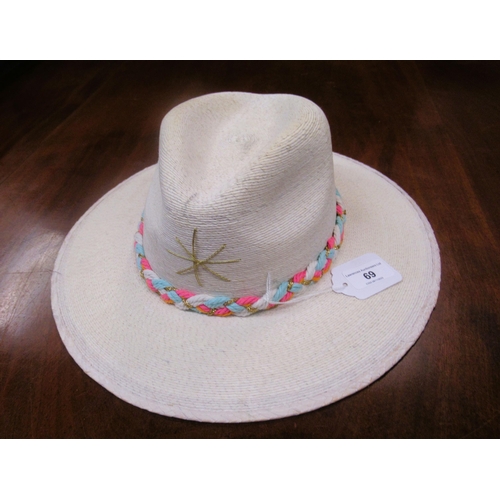 69 - Baldiz white palm hat