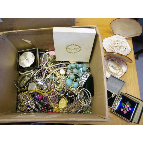 869 - Box containing quantity of various costume jewellery including simulated and freshwater pearl neckla... 