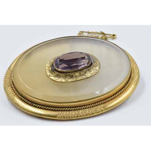 946 - Victorian gilt metal agate and amethyst oval brooch, 55mm wide