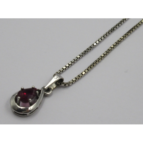 978 - 9ct White gold pendant on an 18ct white gold box link chain