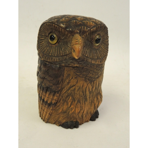 149 - Well detailed Black Forest carved wooden tobacco jar in the form of an owl, 15cm high