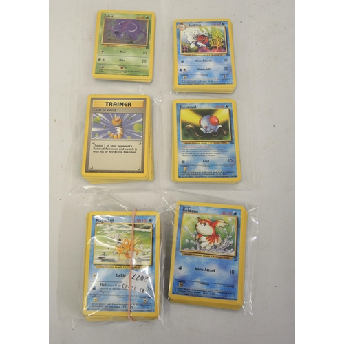 227 - Quantity of Pokemon cards including Base set, Fossil, Jungle and Rocket cards