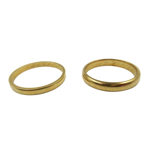 599C - Two 18ct yellow gold wedding bands, sizes /M.5' and 'S', 6g total weight