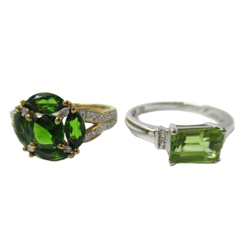 695 - 9ct White gold peridot and diamond chip set ring, and a 9ct yellow yellow gold gemstone set ring