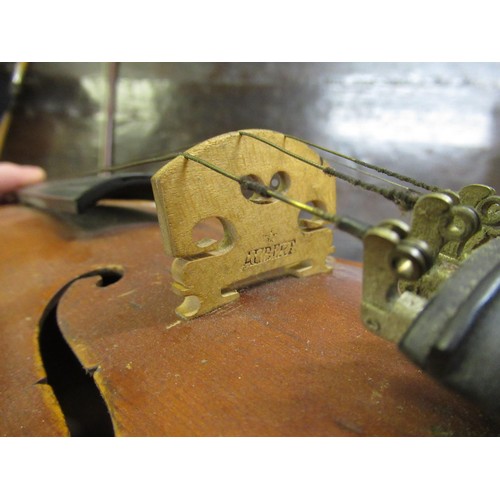 194 - Early 20th Century violin with bow, at fault