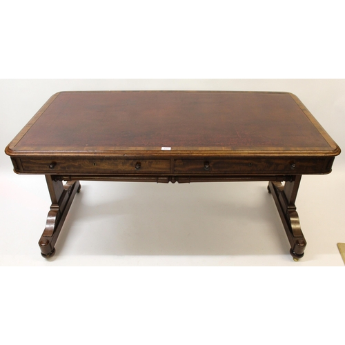 1313 - Good quality William IV mahogany stretcher writing table, the red leather inset moulded top above tw... 