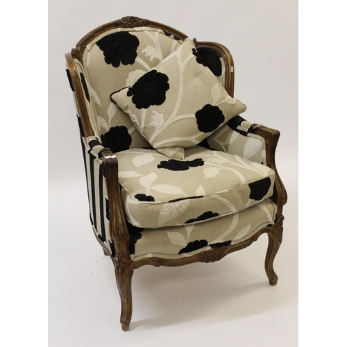 1721 - Late 19th / early 20th Century French walnut tub shaped drawing room chair upholstered in a beige bl... 