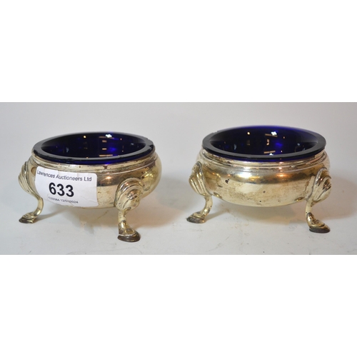 Pair of London silver open salts with blue glass liners, 8oz t