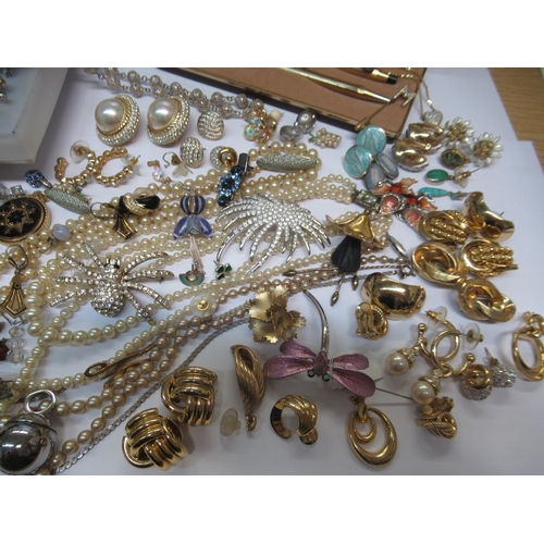 728 - Quantity of various costume jewellery, including Christian Dior, Grosse and  Swarovski, and a large ... 