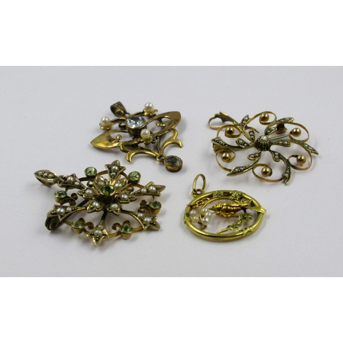 734 - Four various 9ct gold pendants, set seed pearls and coloured stones, gross weight 11.5g